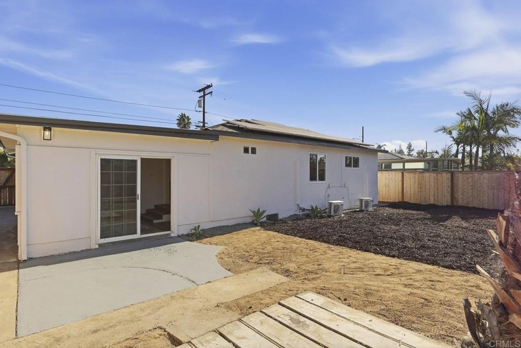 Escondido, California, 92027, United States, 3 Bedrooms Bedrooms, ,2 BathroomsBathrooms,Residential,For Sale,1990327