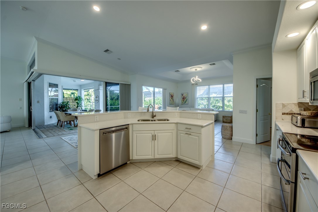 Cape Coral, Florida, 33914, United States, 3 Bedrooms Bedrooms, ,3 BathroomsBathrooms,Residential,For Sale,2006350