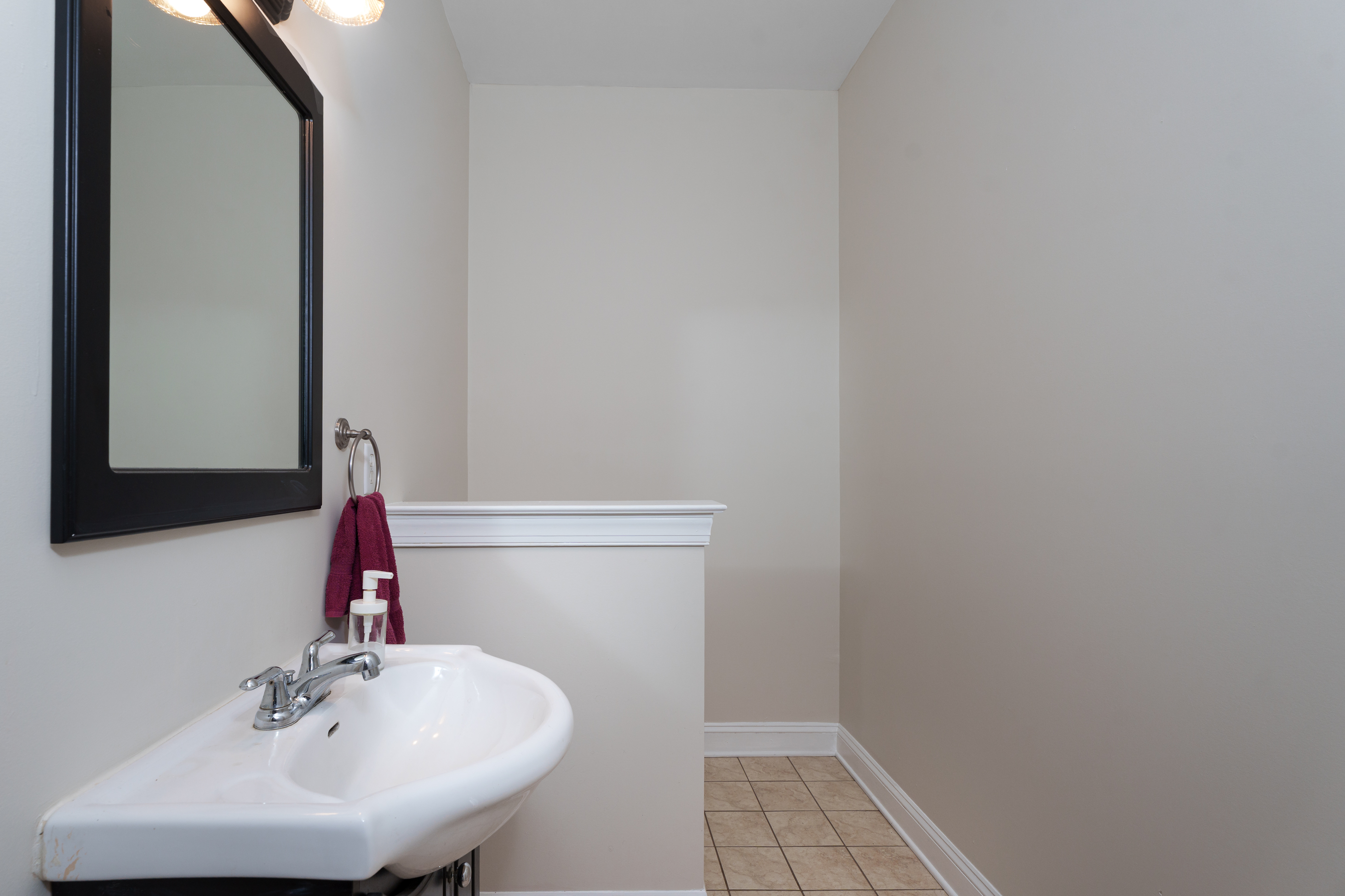  Privacy, Space and Prestige in West Windsor - 物件實景