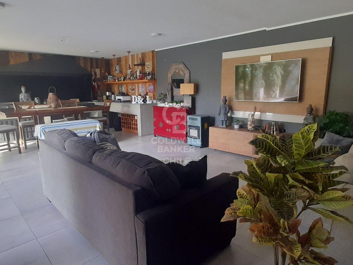 La Reina, Chile, 4 Bedrooms Bedrooms, ,3 BathroomsBathrooms,Residential,For Sale,1962550