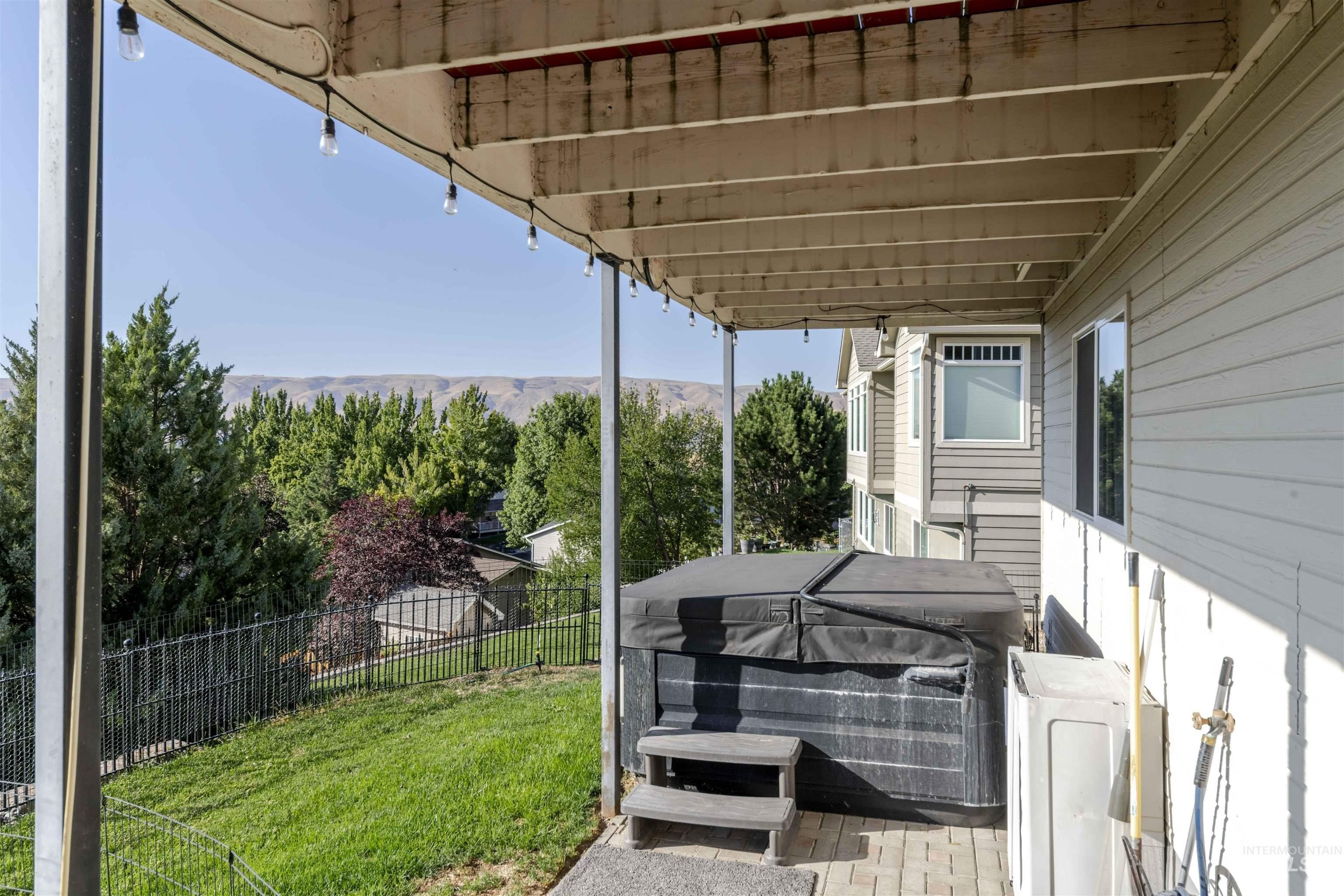 Lewiston, Idaho, 83501, United States, 4 Bedrooms Bedrooms, ,3 BathroomsBathrooms,Residential,For Sale,2009085