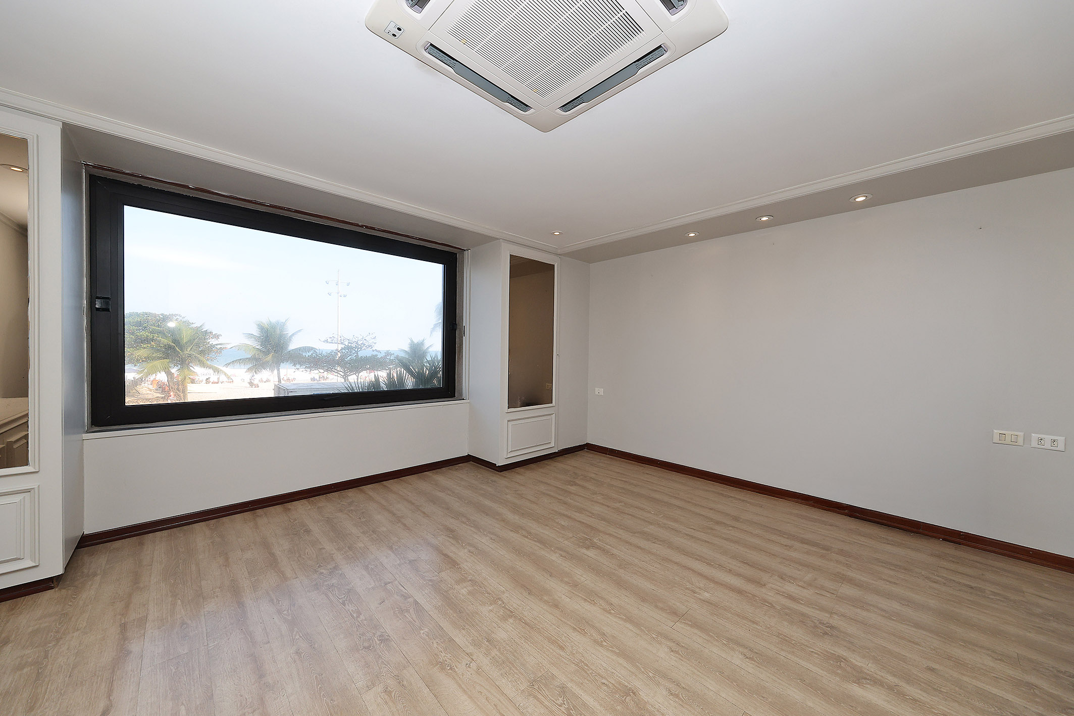  An Architectural Classic Facing Leblon Beach - 物件實景