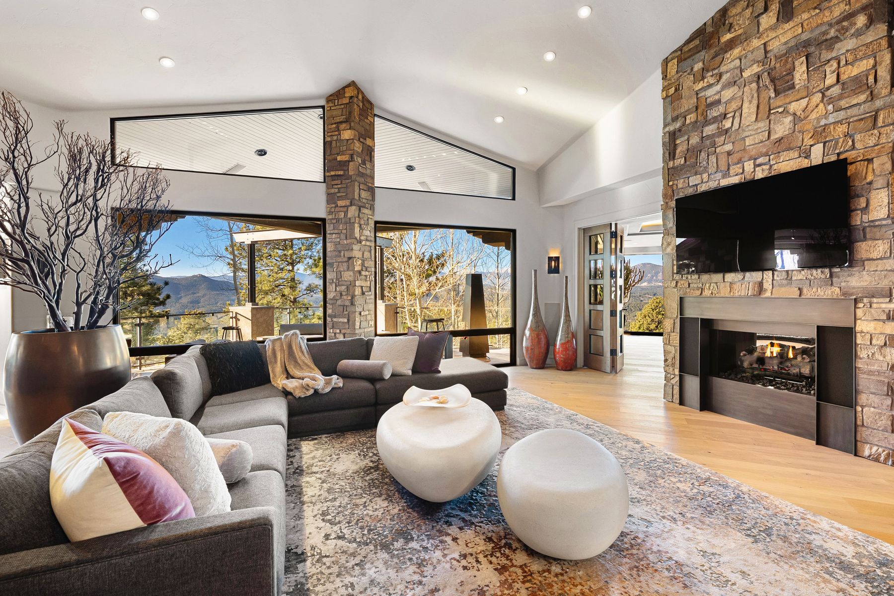  Premium Location with Unobstructed Front Range Views - 物件實景