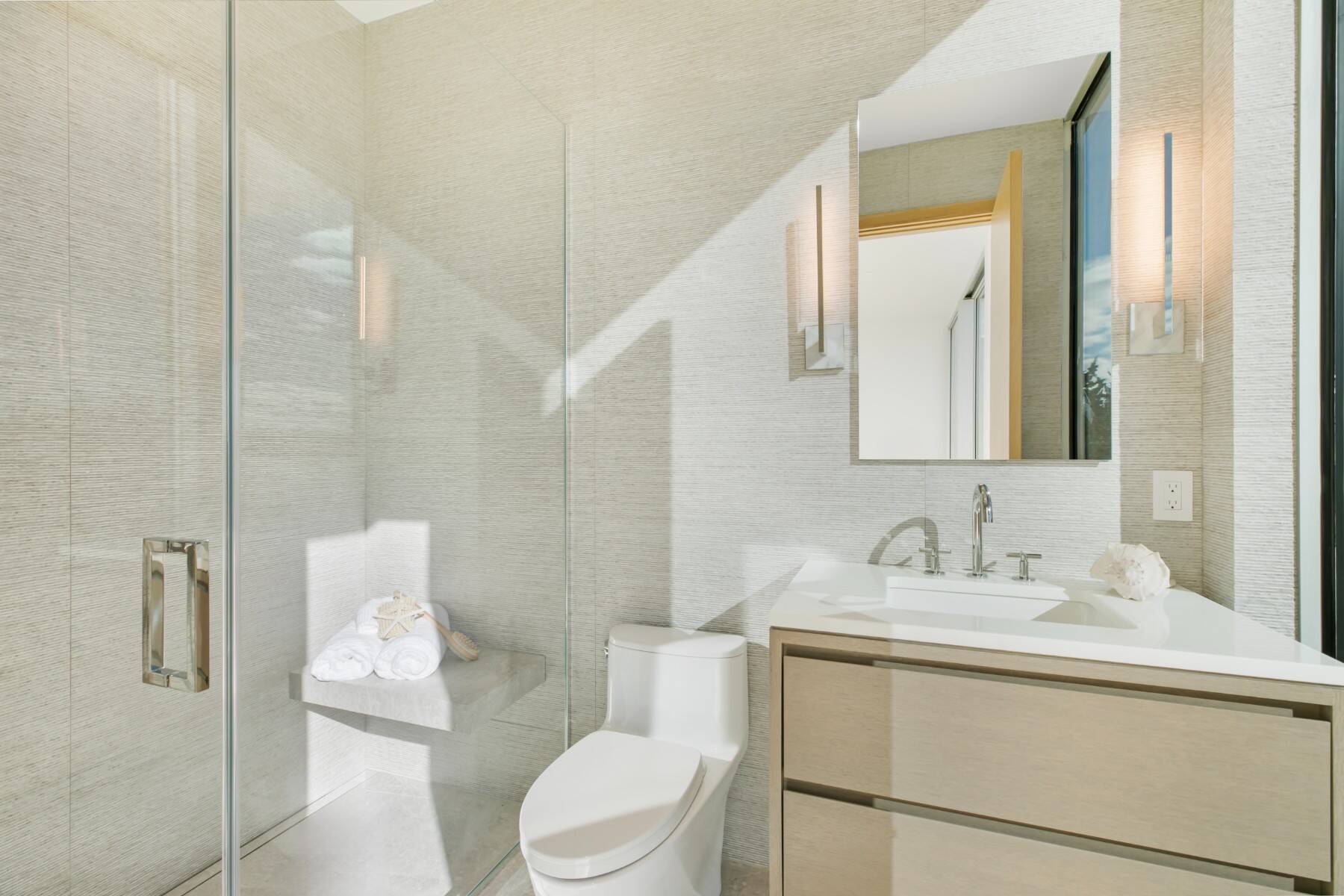  BRAND NEW MODERN OCEANFRONT w/ POOL on 2.6 ACRES IN AMAGANSETT - 物件實景