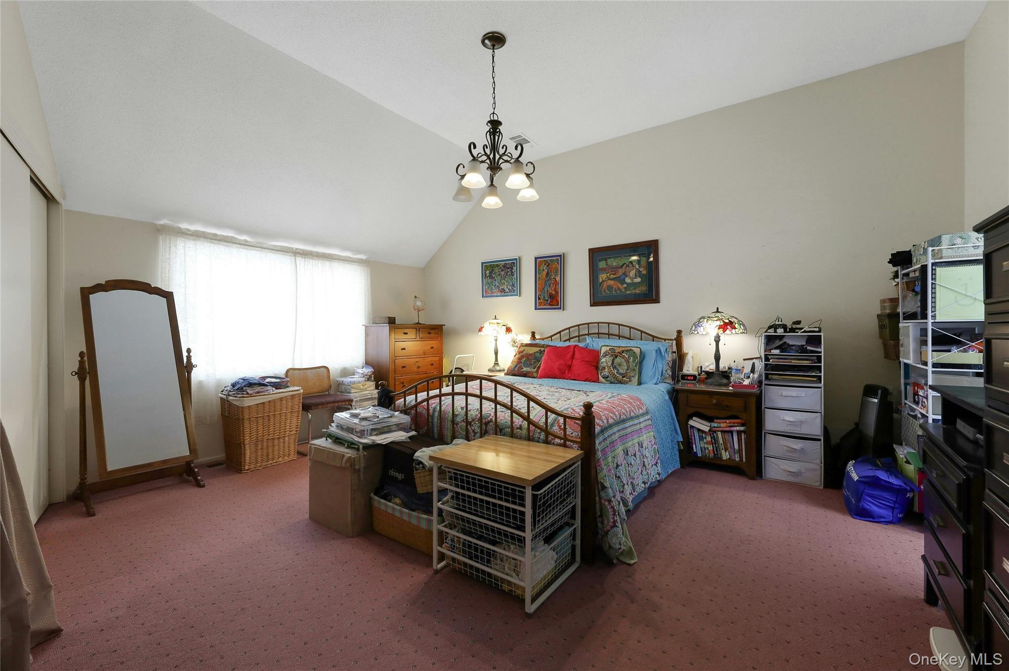 Nanuet, New York, 10954, United States, 2 Bedrooms Bedrooms, ,3 BathroomsBathrooms,Residential,For Sale,1947032