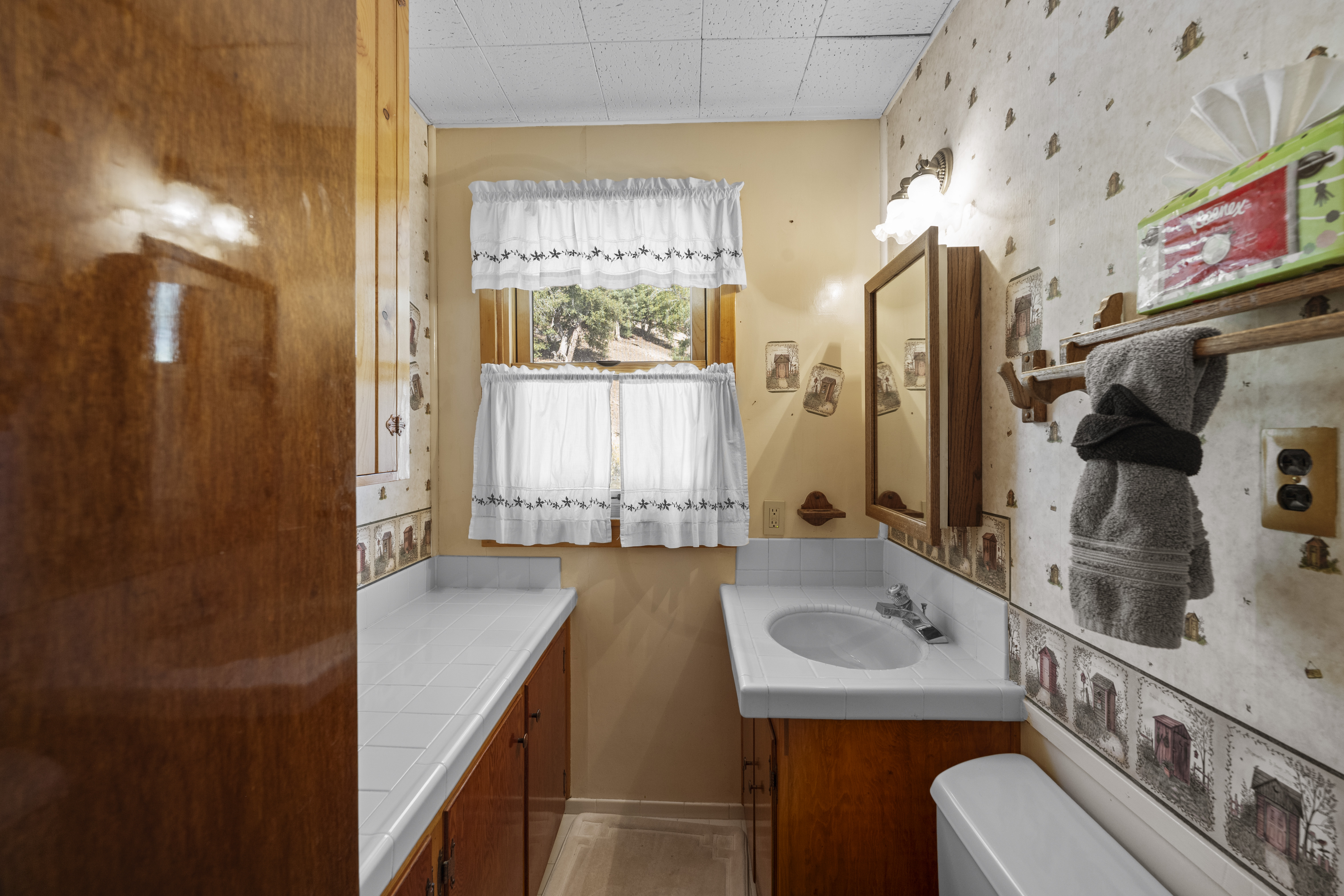  82 Lakeview Lane, Fawnskin, CA 92333 - 物件實景