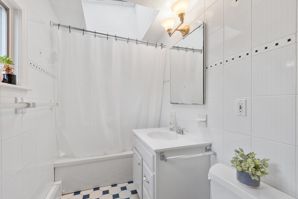 Belmont, Massachusetts, 02478, United States, 7 Bedrooms Bedrooms, ,5 BathroomsBathrooms,Residential,For Sale,1838379