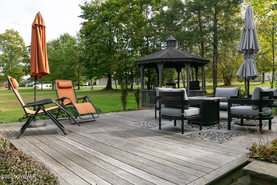 Muncy, Pennsylvania, 17756, United States, 4 Bedrooms Bedrooms, ,3 BathroomsBathrooms,Residential,For Sale,1995439