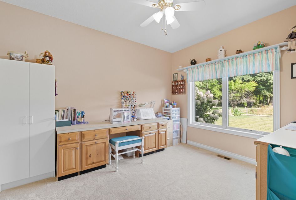 Big Rapids, Michigan, 49307, United States, 3 Bedrooms Bedrooms, ,4 BathroomsBathrooms,Residential,For Sale,1976014