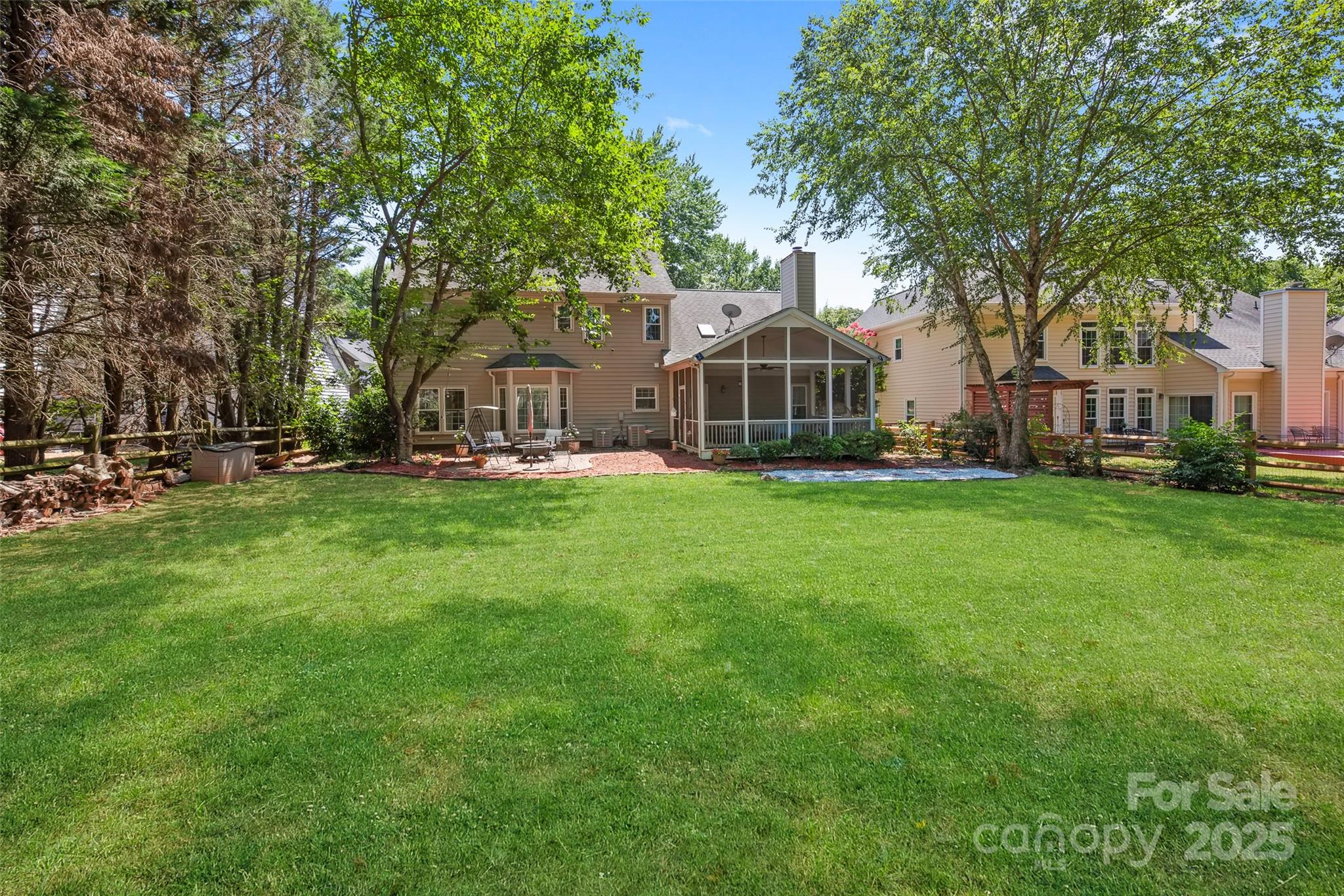 Huntersville, North Carolina, 28078, United States, 4 Bedrooms Bedrooms, ,3 BathroomsBathrooms,Residential,For Sale,1903778