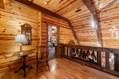 Murphy, North Carolina, 28906, United States, 3 Bedrooms Bedrooms, ,6 BathroomsBathrooms,Residential,For Sale,1933143