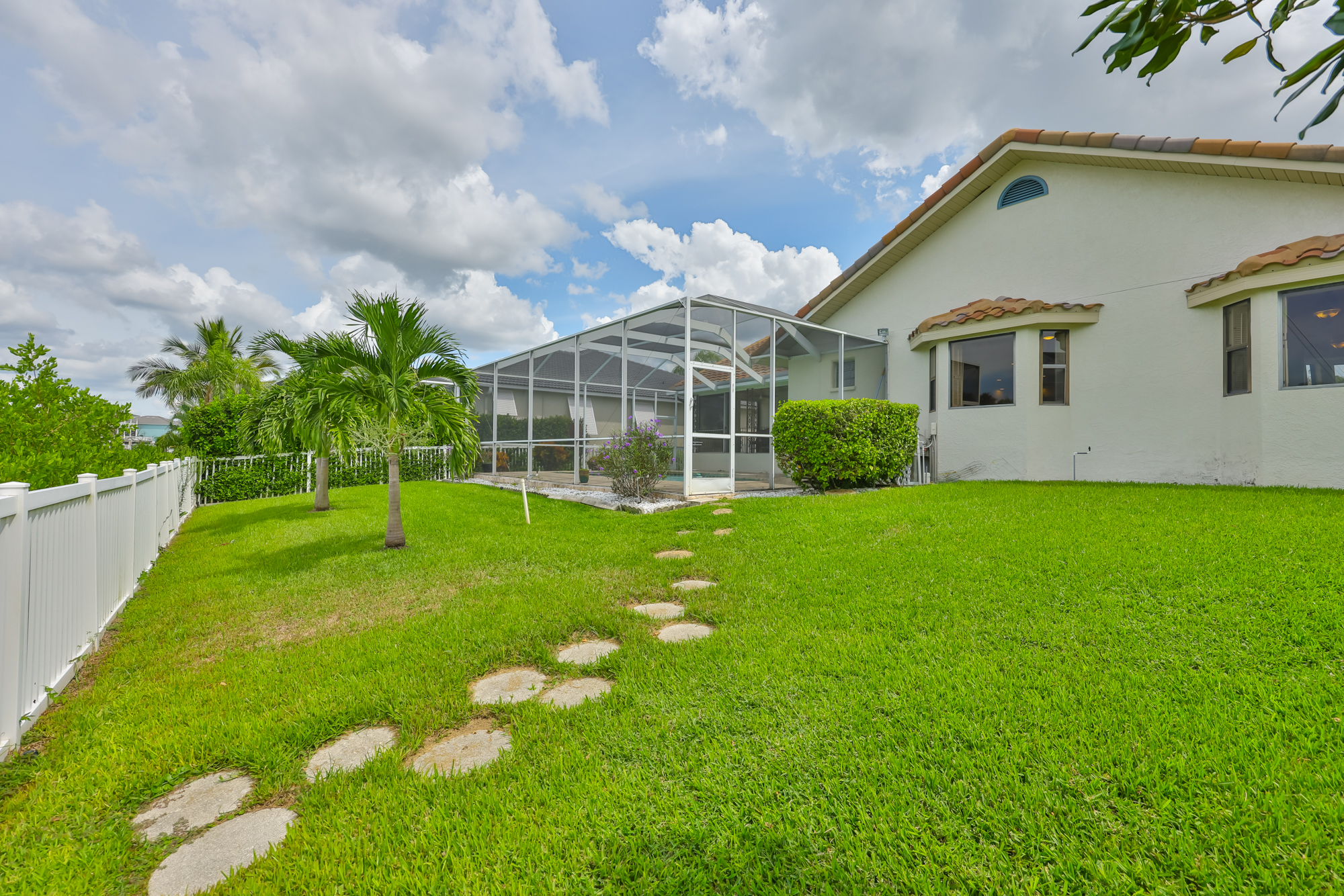 Apollo Beach, Florida, 33572, United States, 4 Bedrooms Bedrooms, ,3 BathroomsBathrooms,Residential,For Sale,1976005