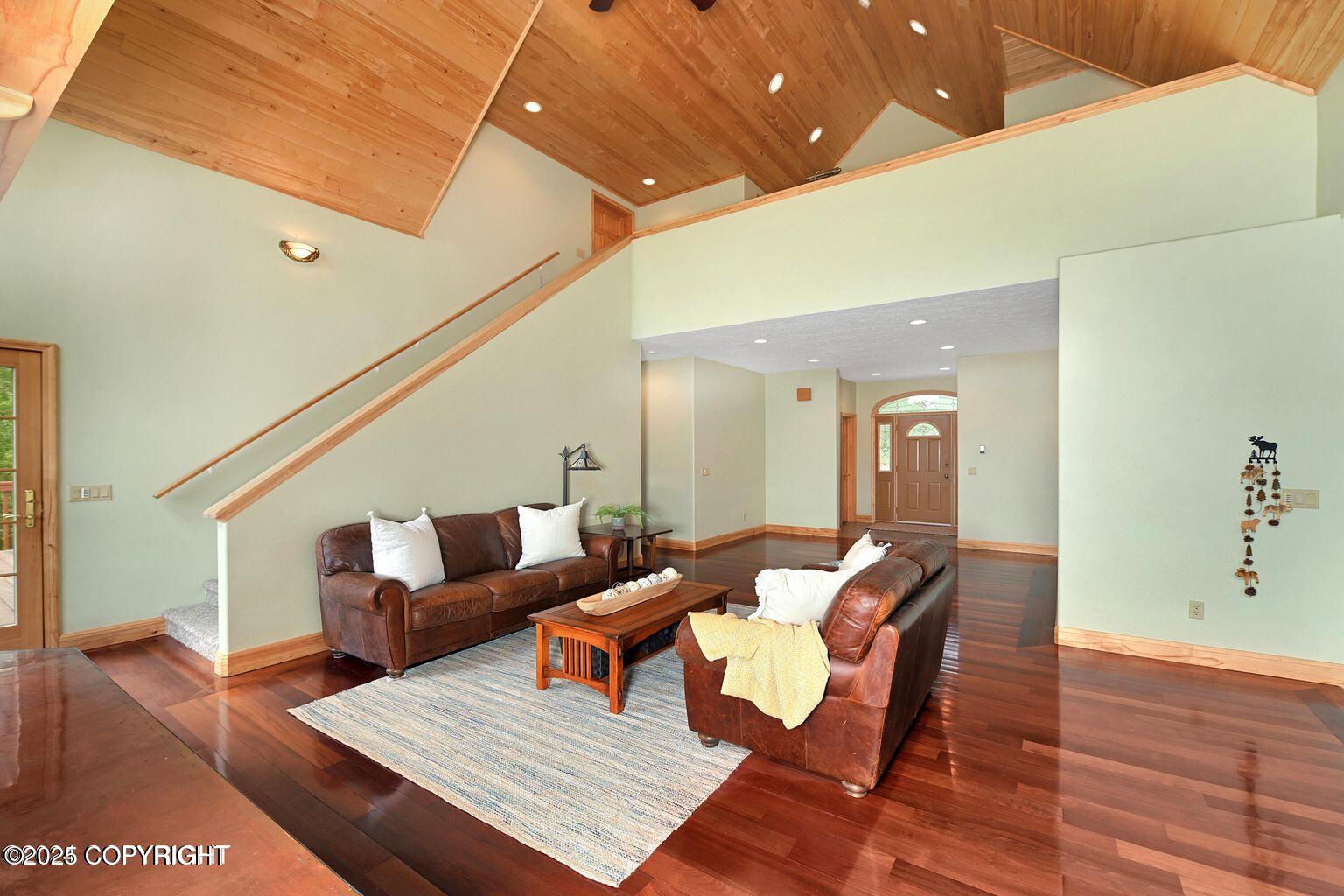 Soldotna, Alaska, 99669, United States, 5 Bedrooms Bedrooms, ,3 BathroomsBathrooms,Residential,For Sale,1978983