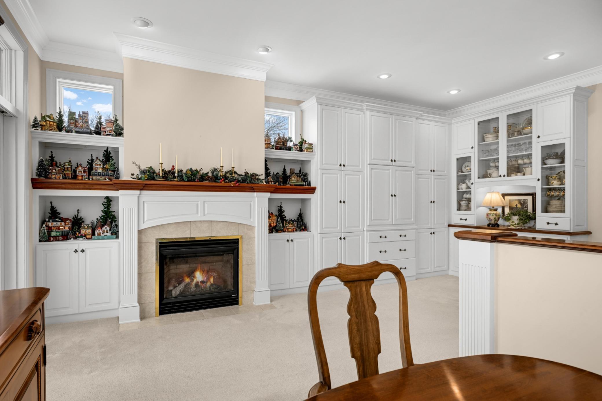 Prior Lake, Minnesota, 55372, United States, 4 Bedrooms Bedrooms, ,3 BathroomsBathrooms,Residential,For Sale,2003014