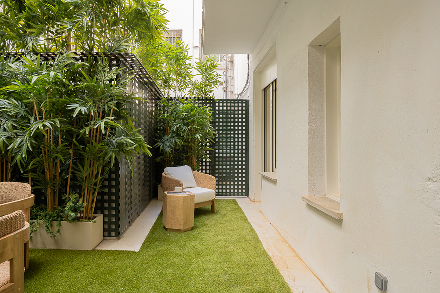  Fantastic 4-bedroom home with a private patio, in the Salamanca neighborhood. - 物件實景