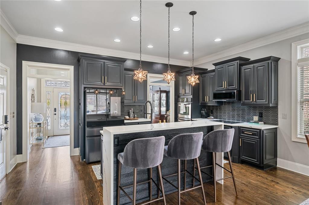 Cumming, Georgia, 30040, United States, 5 Bedrooms Bedrooms, ,5 BathroomsBathrooms,Residential,For Sale,2012317