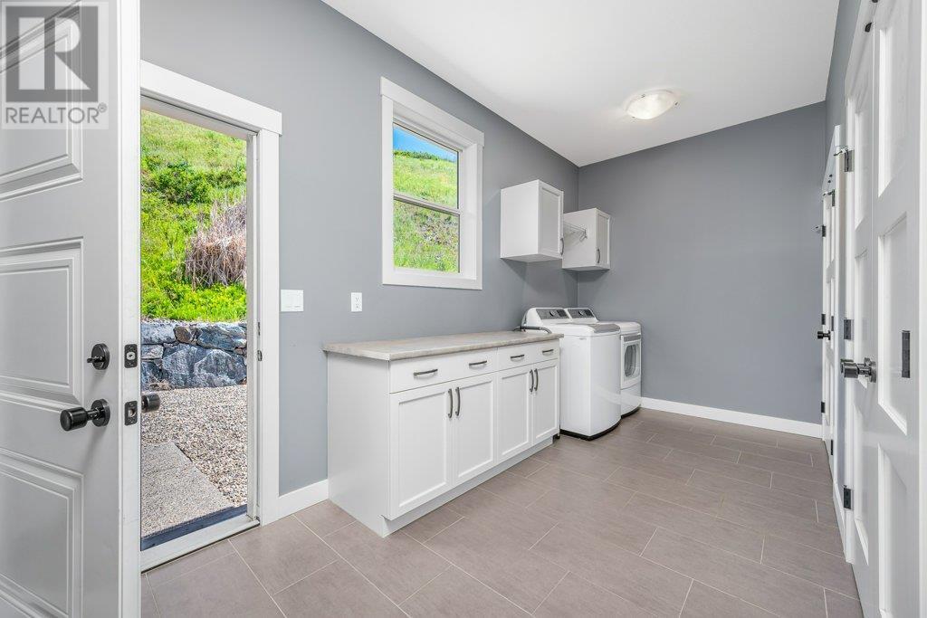 VERNON, British Columbia, V1B 0A3, CA, 4 Bedrooms Bedrooms, ,2 BathroomsBathrooms,Residential,For Sale,1907327
