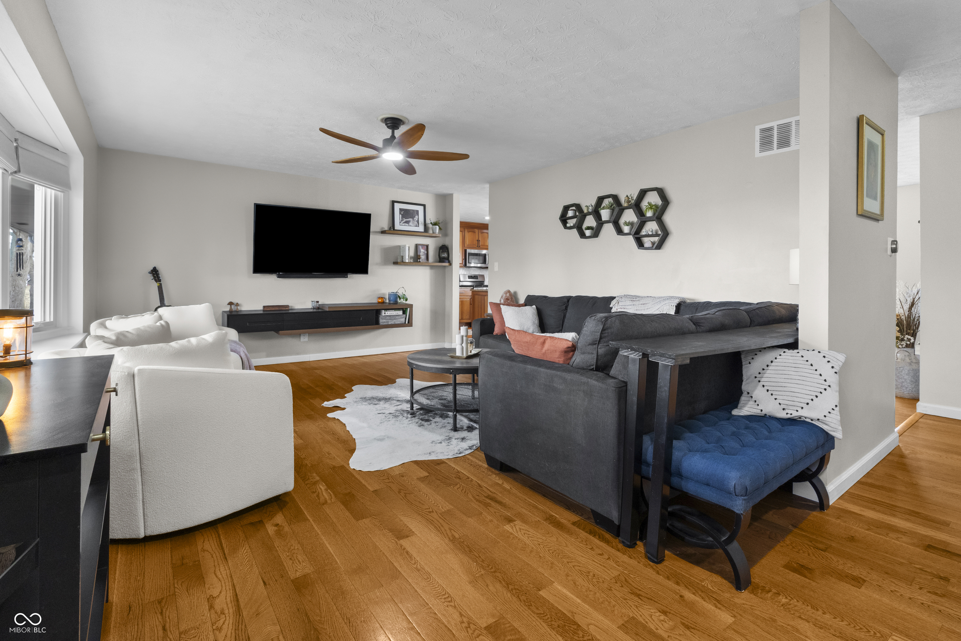 Whiteland, Indiana, 46184, United States, 3 Bedrooms Bedrooms, ,4 BathroomsBathrooms,Residential,For Sale,2007779