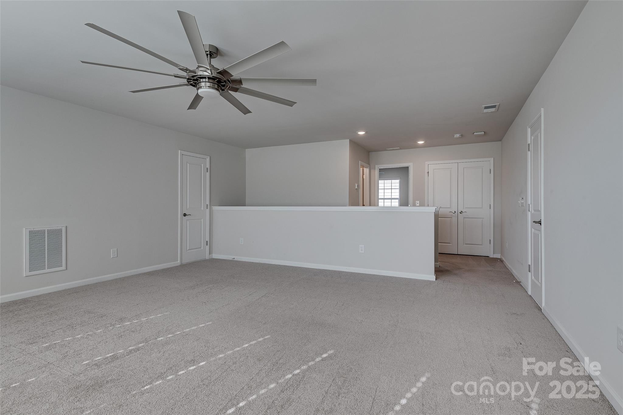 Charlotte, North Carolina, 28273, United States, 4 Bedrooms Bedrooms, ,3 BathroomsBathrooms,Residential,For Sale,1988941