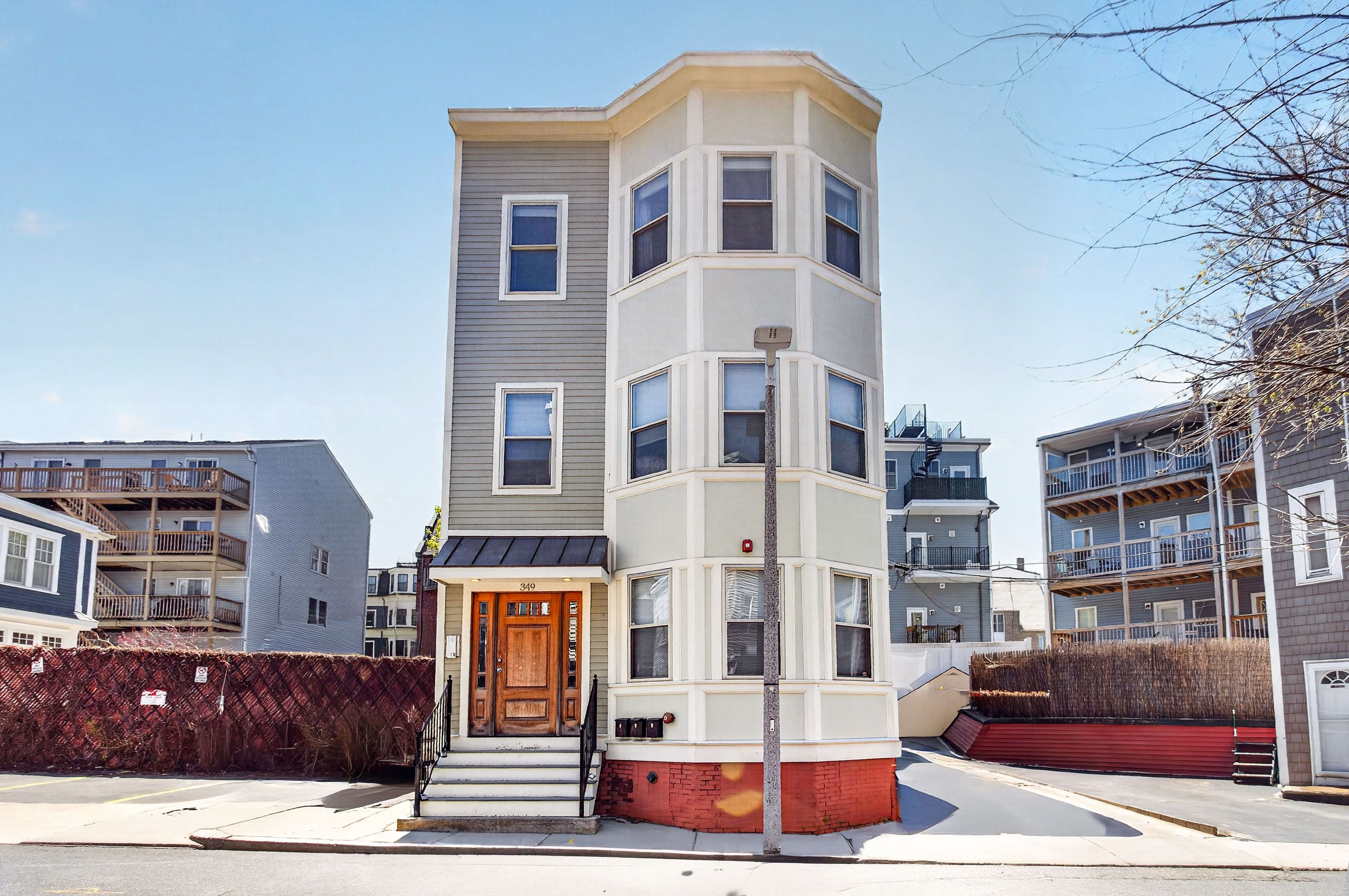  349 Silver Street, Unit 3, Boston, MA, 02127 - 物件實景