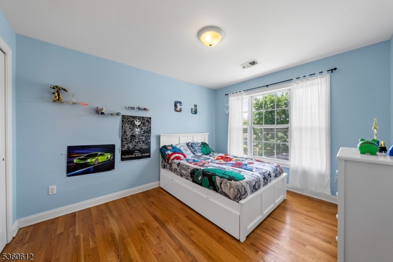 Bridgewater Twp., New Jersey, 08807, United States, 4 Bedrooms Bedrooms, ,4 BathroomsBathrooms,Residential,For Sale,1838632