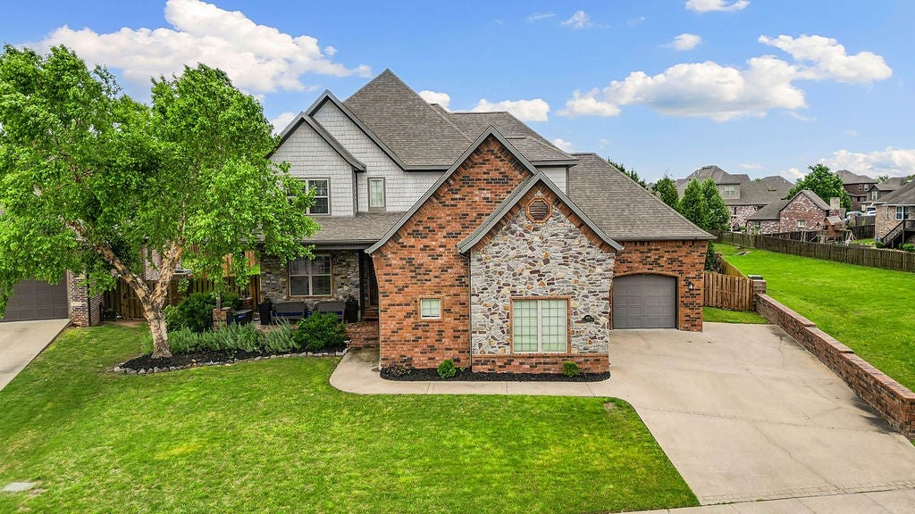 Willow Ridge Way, Rogers, AR 72758