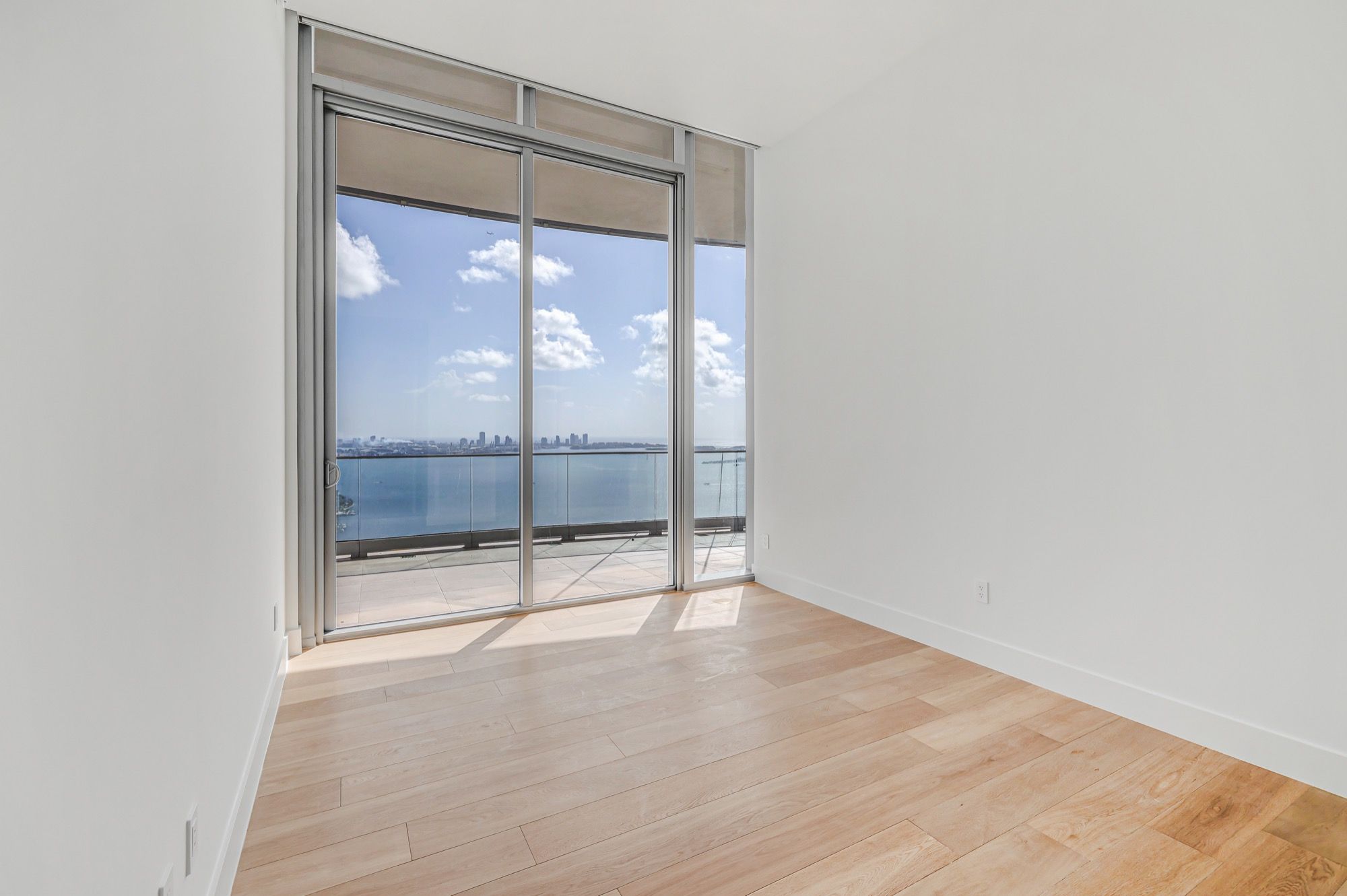  175 SE 25 Road, Miami, FL, 33129 - 物件實景