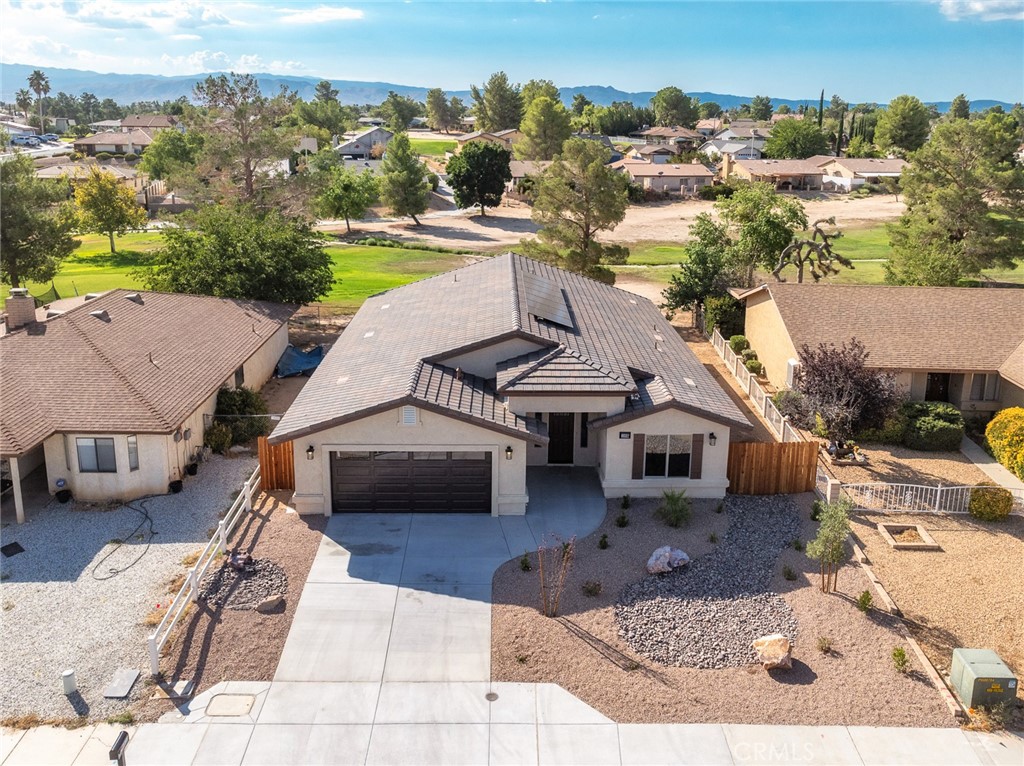 Victorville, California, 92395, United States, 3 Bedrooms Bedrooms, ,2 BathroomsBathrooms,Residential,For Sale,1948419