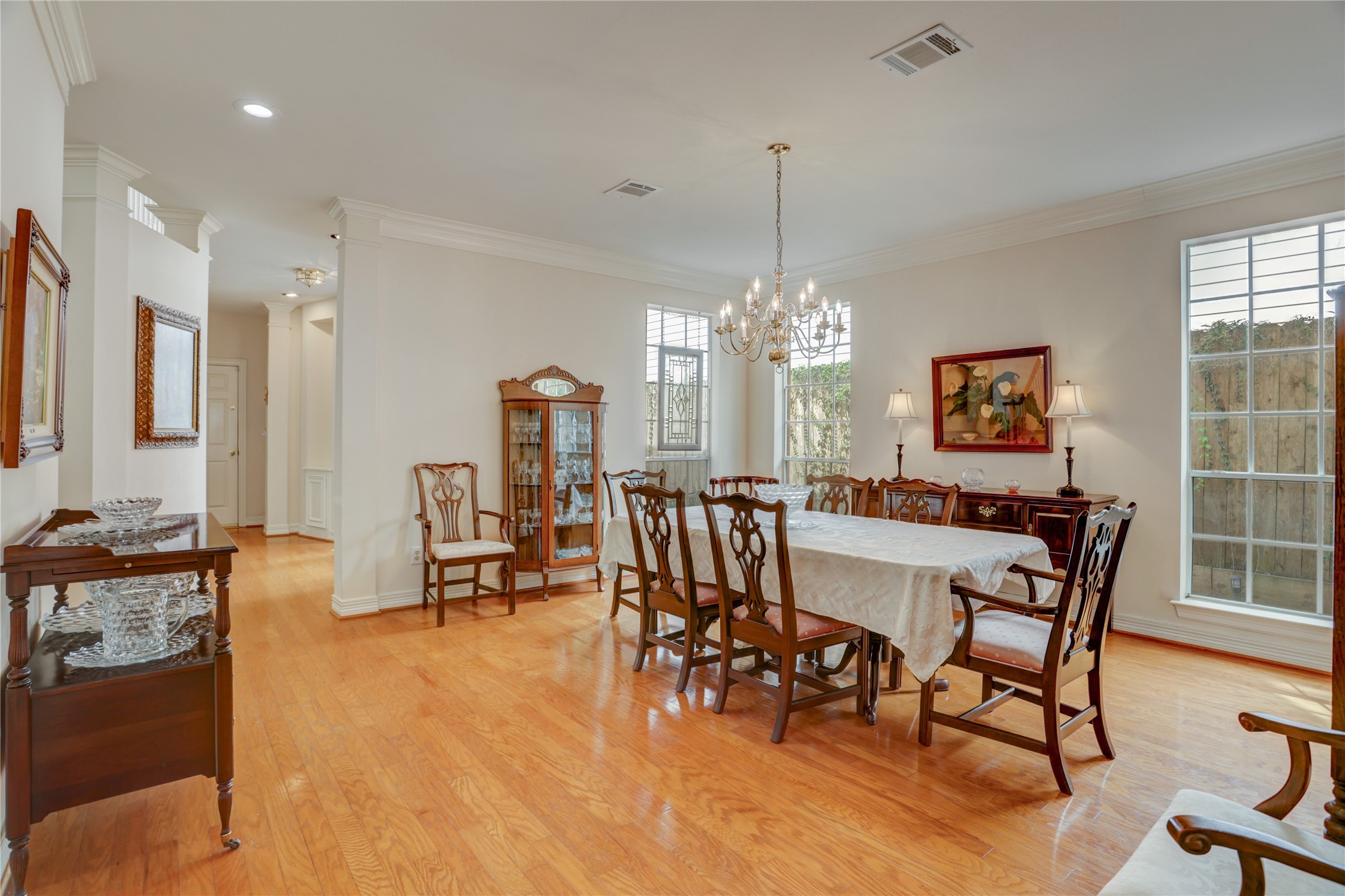  4024 Lanark Lane - 物件實景