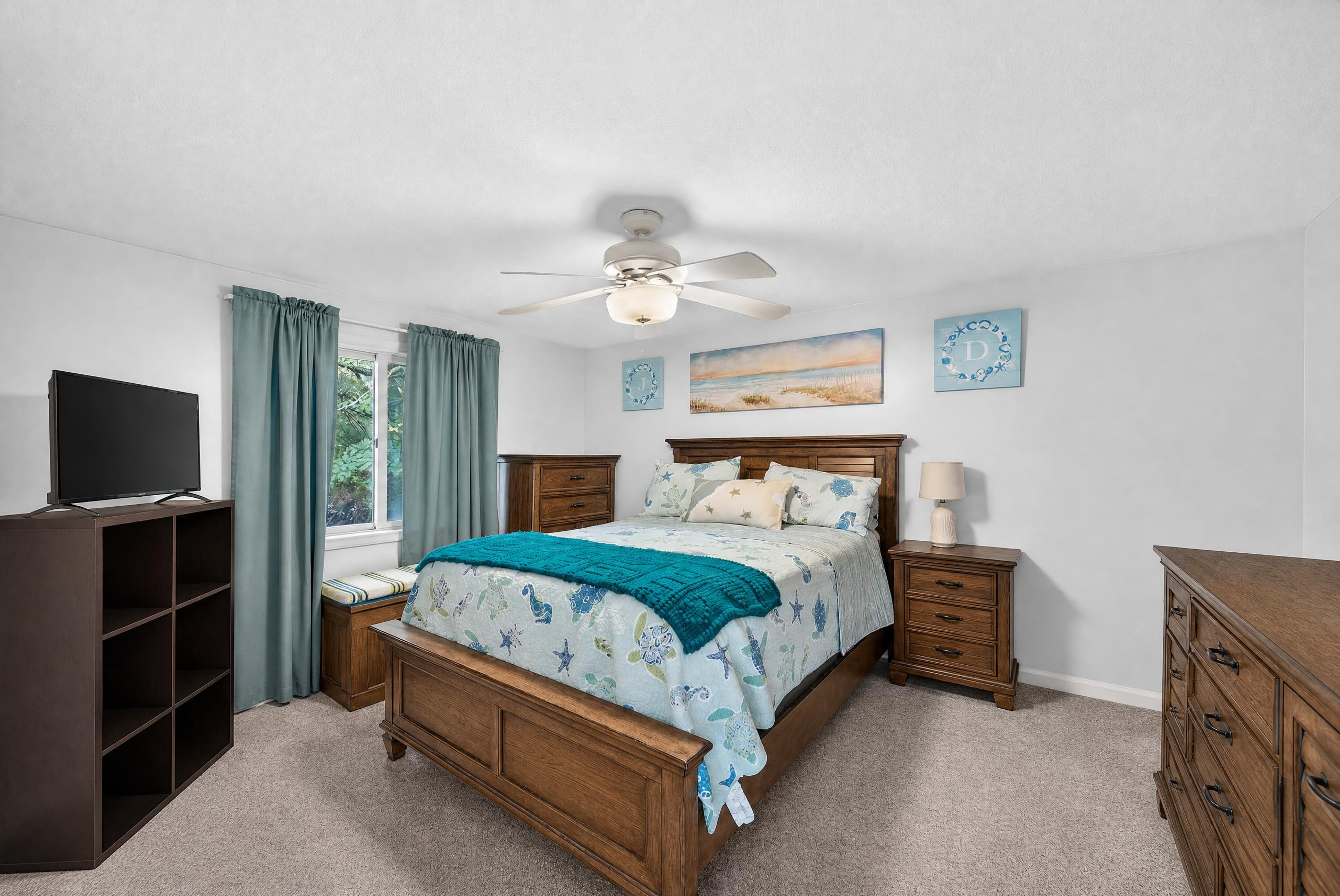  Spacious Two Level Raised Ranch Offers One Floor Living - 物件實景