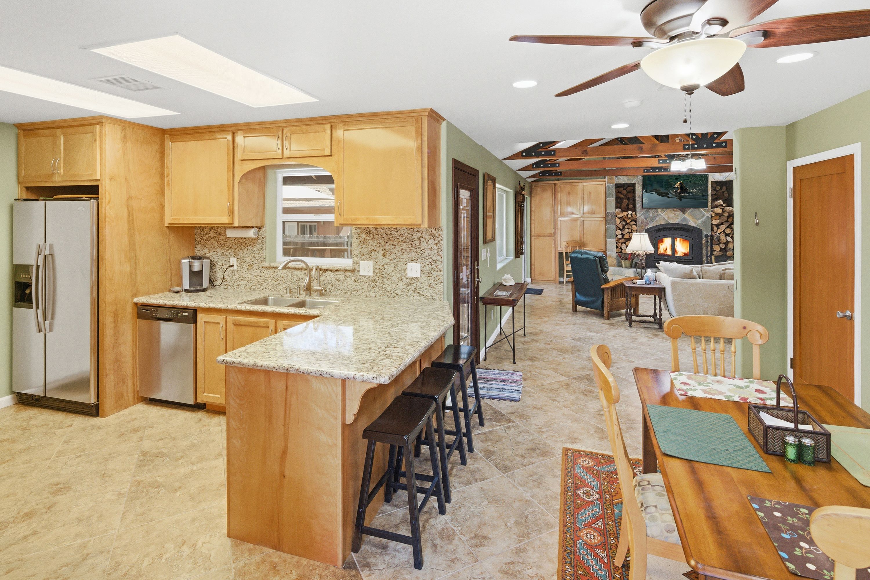  39201 Starview Lane, Big Bear Lake, CA 92315 - 物件實景