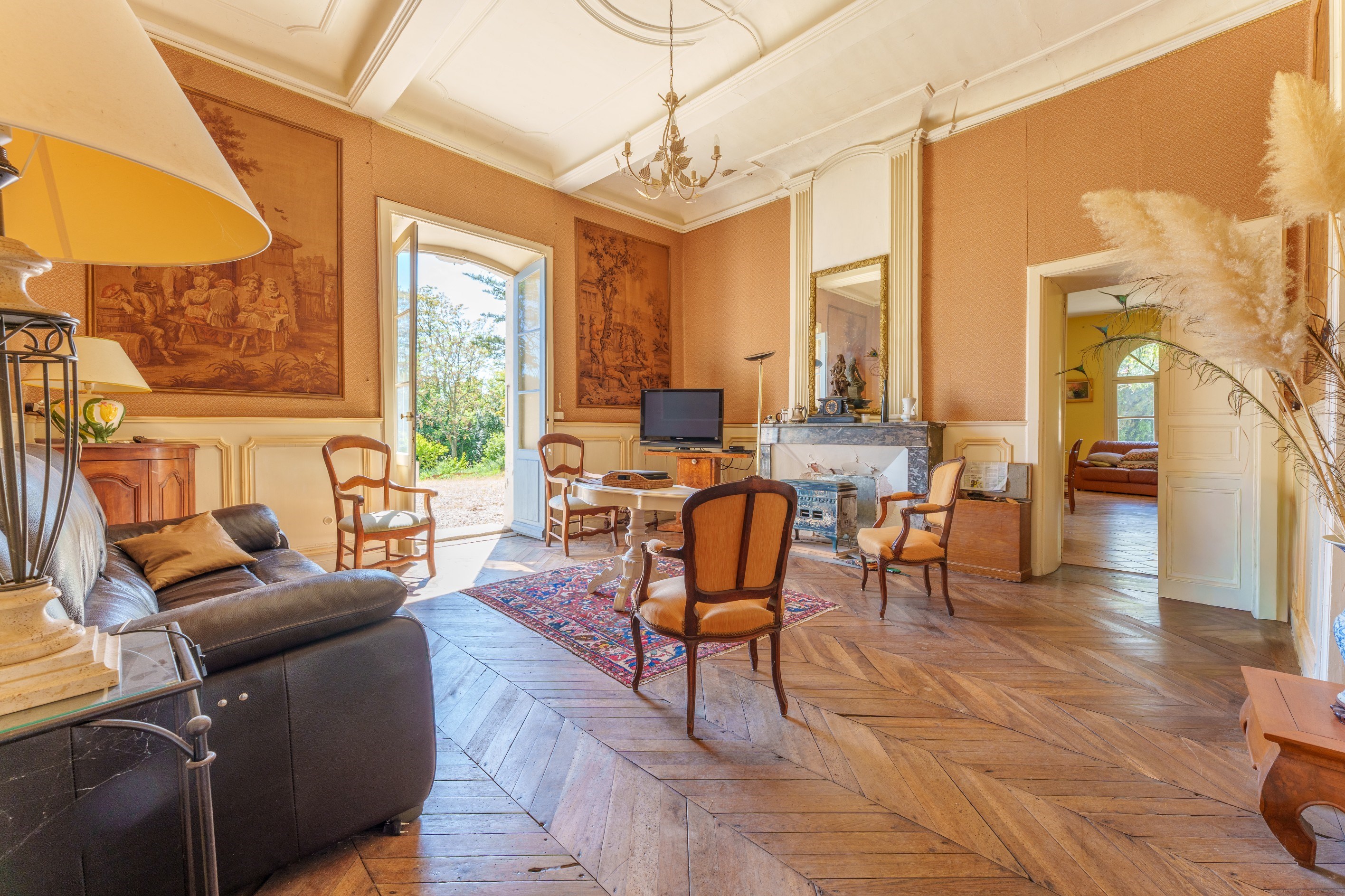  Exceptional vineyard estate – 75 hectares – Castle, grounds, swimming pool, and… - 物件實景