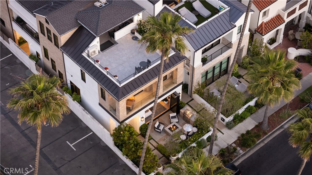 Corona del Mar, California, 92625, United States, 3 Bedrooms Bedrooms, ,4 BathroomsBathrooms,Residential,For Sale,1837053