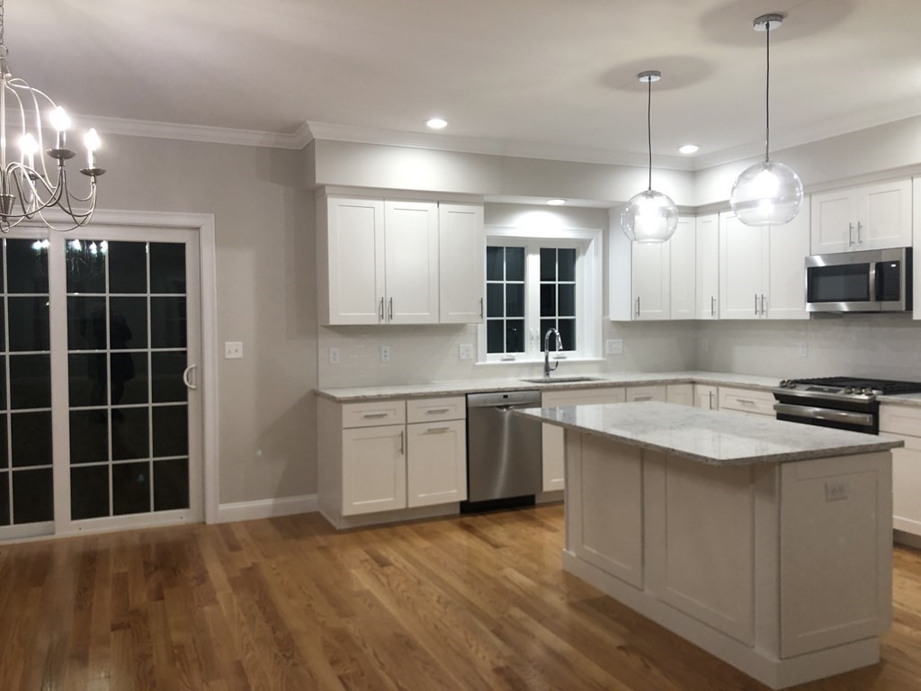 Revere, Massachusetts, 02151, United States, 4 Bedrooms Bedrooms, ,4 BathroomsBathrooms,Residential,For Sale,1928328
