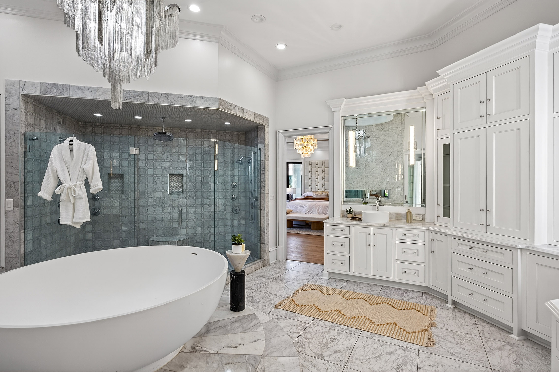  Exceptional Gated Estate with Resort-caliber Grounds - 物件實景