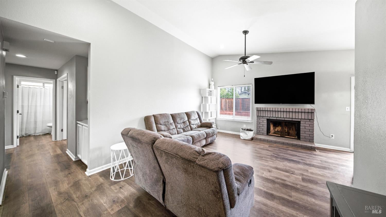 Oakley, California, 94561, United States, 3 Bedrooms Bedrooms, ,2 BathroomsBathrooms,Residential,For Sale,1882790