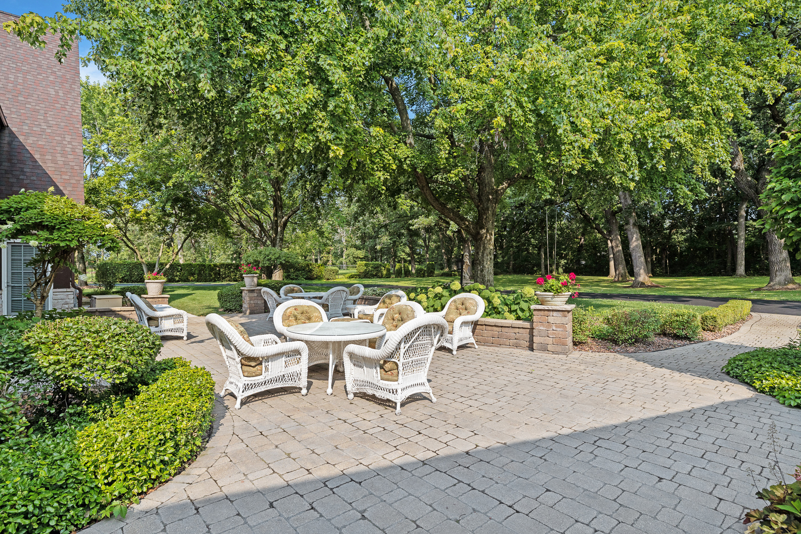 Homer Glen, Illinois, 60491, United States, 4 Bedrooms Bedrooms, ,5 BathroomsBathrooms,Residential,For Sale,1940252