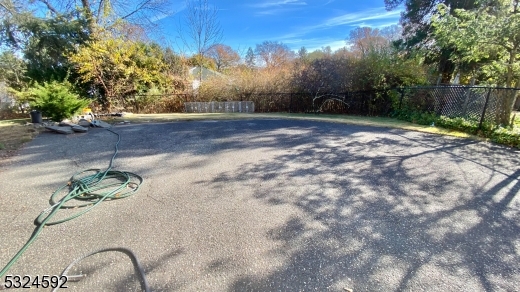 Cedar Grove, New Jersey, 07009, United States, 3 Bedrooms Bedrooms, ,2 BathroomsBathrooms,Residential,For Sale,1983593