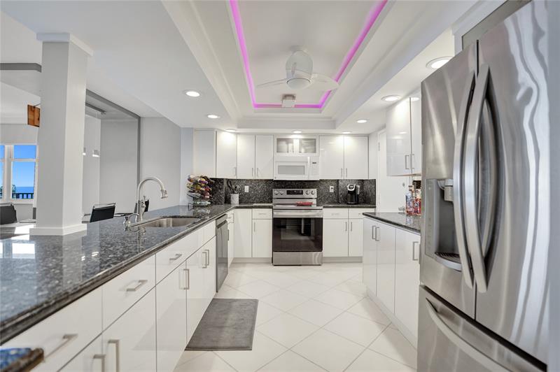 Hillsboro Beach, Florida, 33062, United States, 2 Bedrooms Bedrooms, ,2 BathroomsBathrooms,Residential,For Sale,1991245