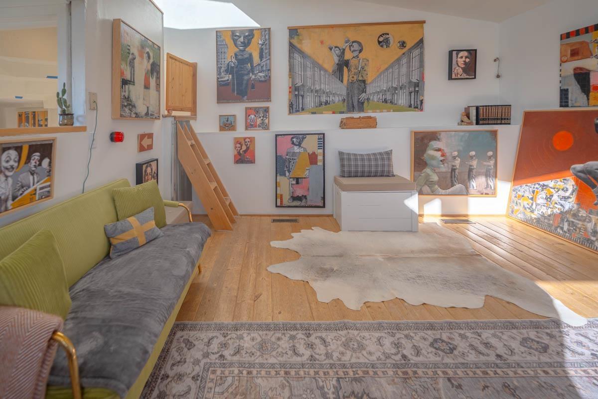 Truchas, New Mexico, 87578, United States, 3 Bedrooms Bedrooms, ,4 BathroomsBathrooms,Residential,For Sale,1739296