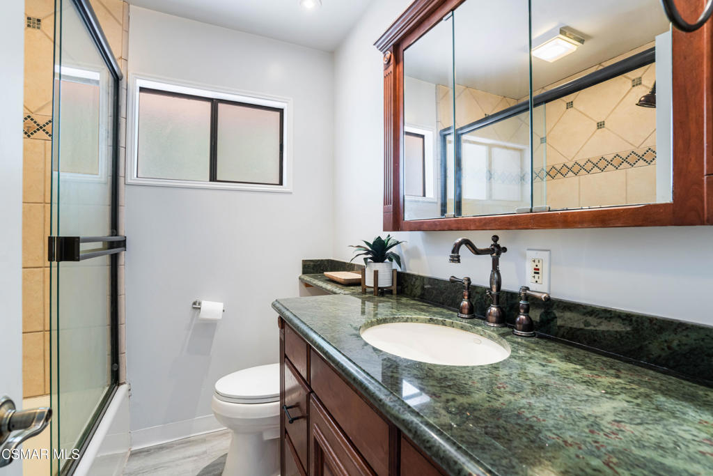 Granada Hills, California, 91344, United States, 4 Bedrooms Bedrooms, ,2 BathroomsBathrooms,Residential,For Sale,1900791