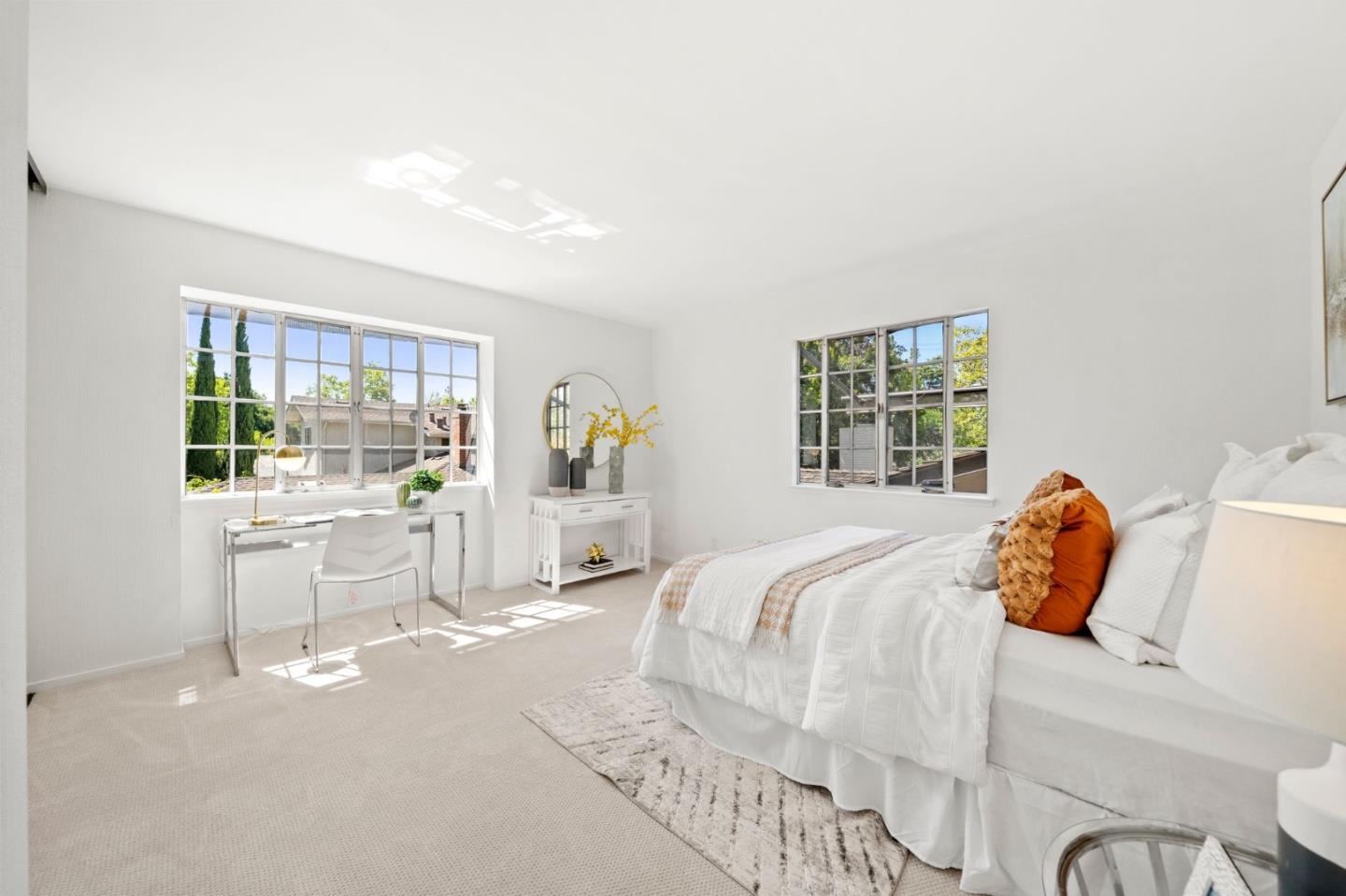 Palo Alto, California, 94301, United States, 4 Bedrooms Bedrooms, ,4 BathroomsBathrooms,Residential,For Sale,1837921