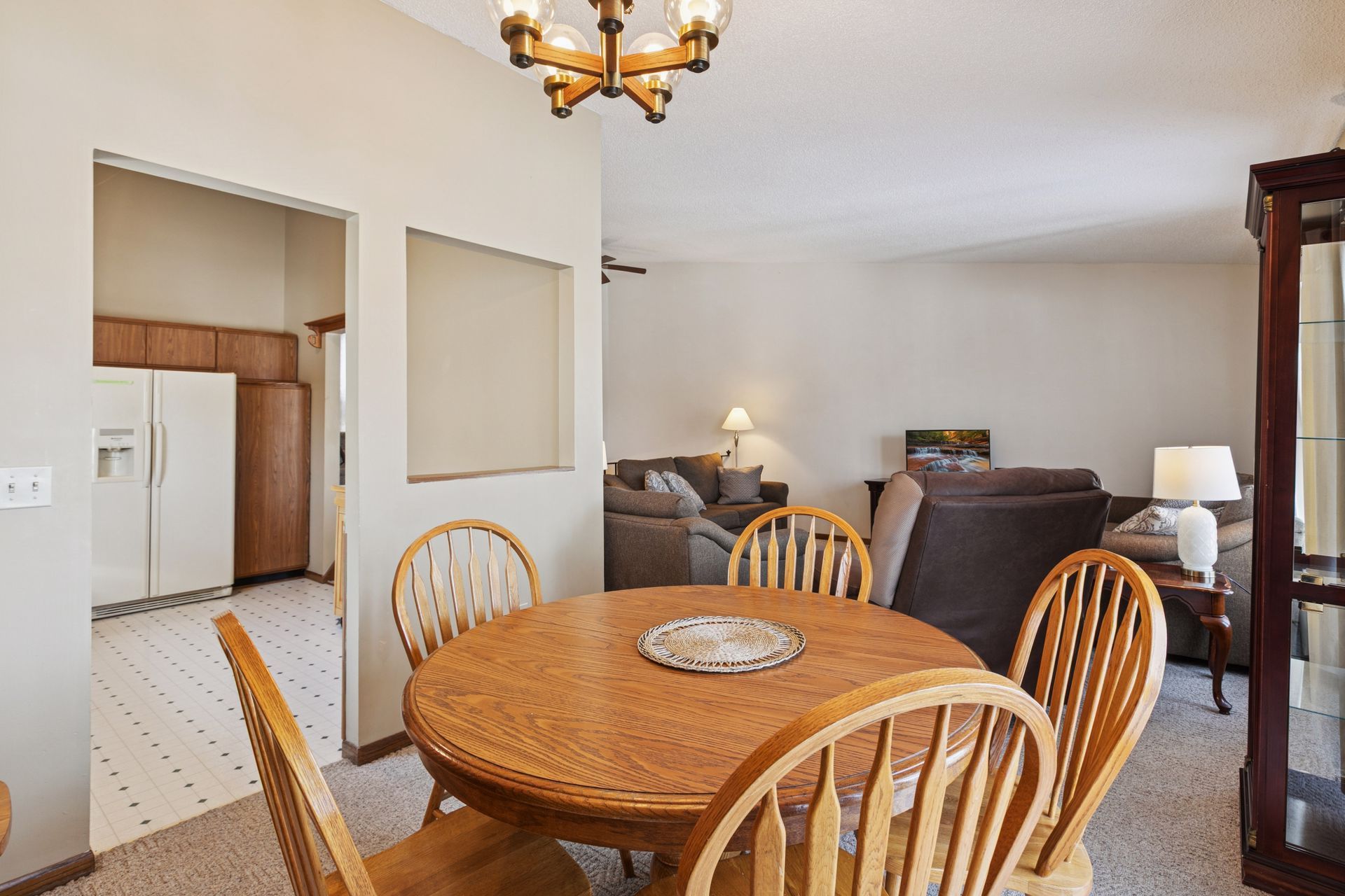  Spacious Townhome with Private Outdoor Spaces - 物件實景