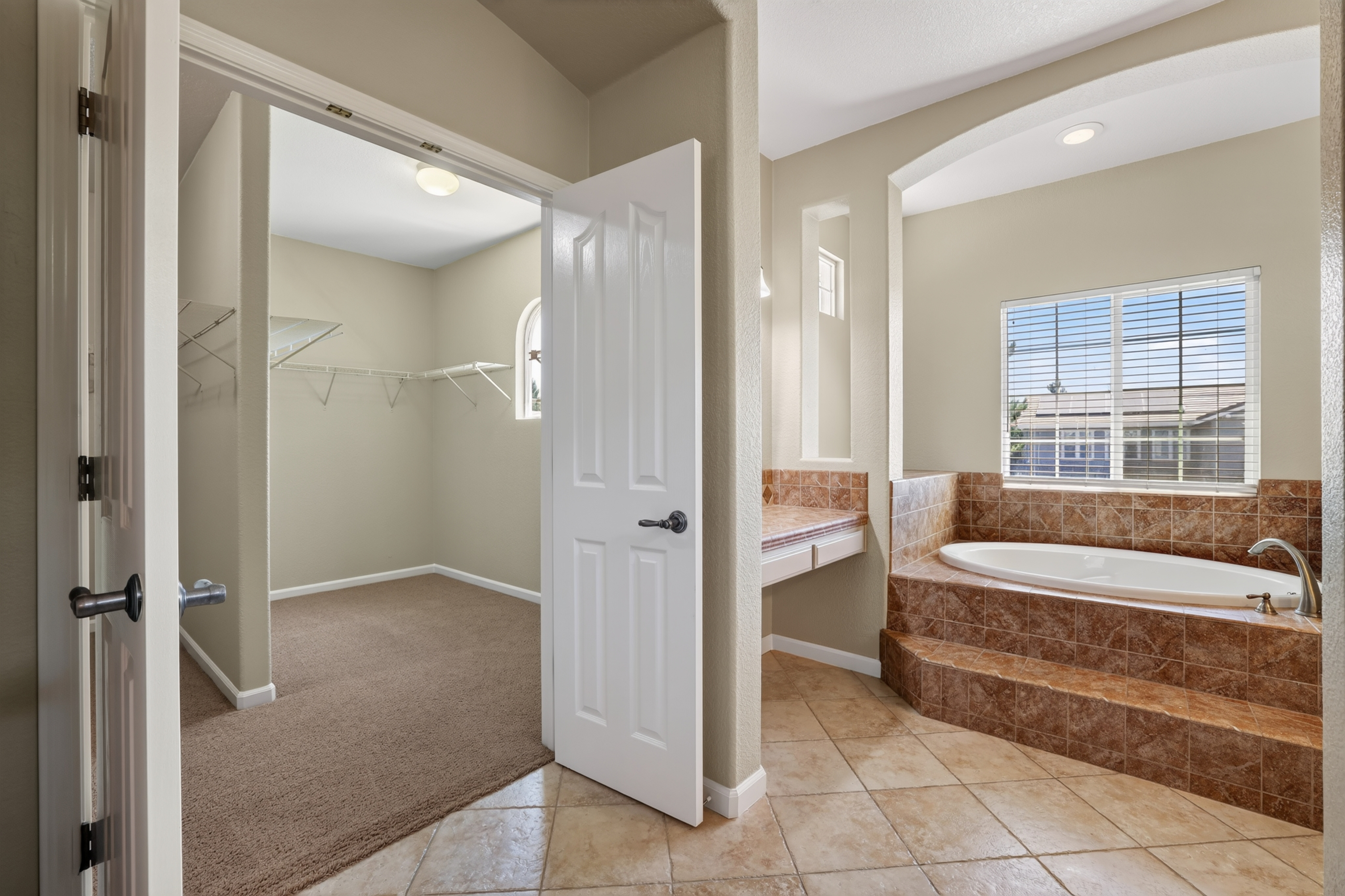  2519 Parkcrest Way, Roseville, CA, 95747 - 物件實景