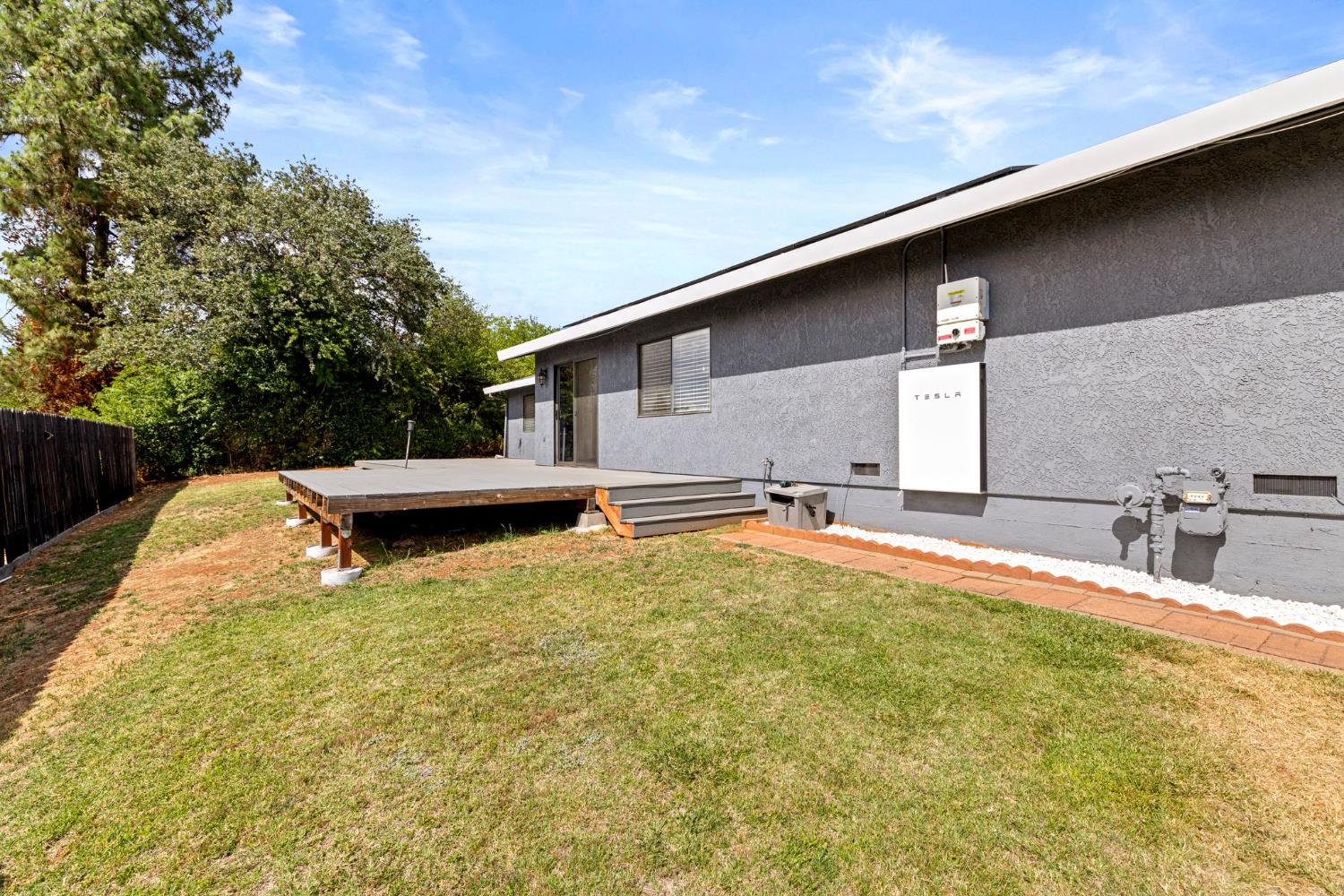 Auburn, California, 95603, United States, 3 Bedrooms Bedrooms, ,2 BathroomsBathrooms,Residential,For Sale,1956698