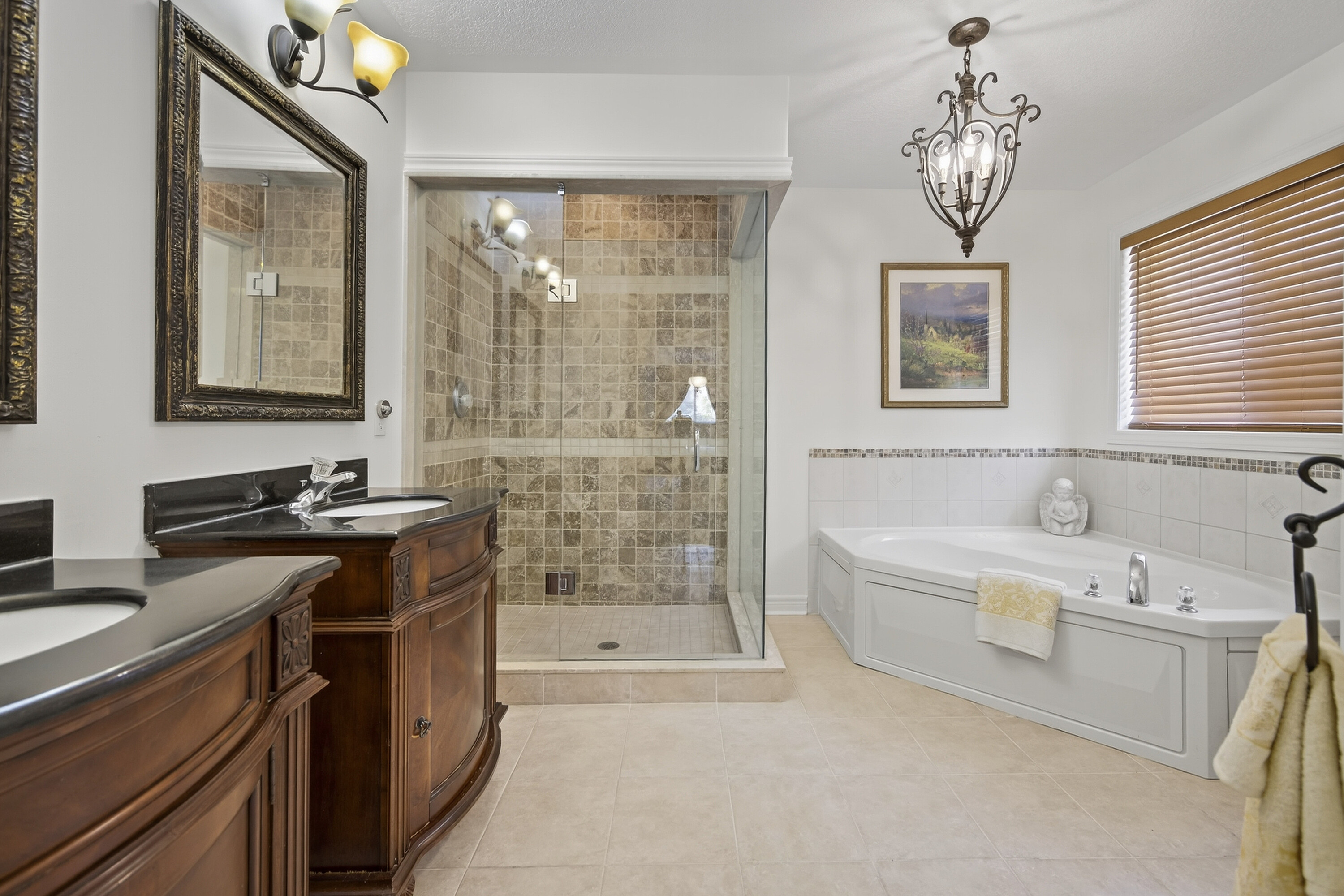  Meticulously Designed Home - 物件實景