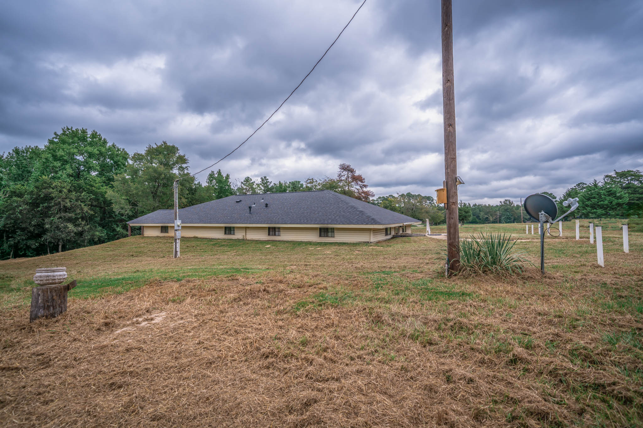 Jacksonville, Texas, 75766, United States, 4 Bedrooms Bedrooms, ,2 BathroomsBathrooms,Residential,For Sale,1974888