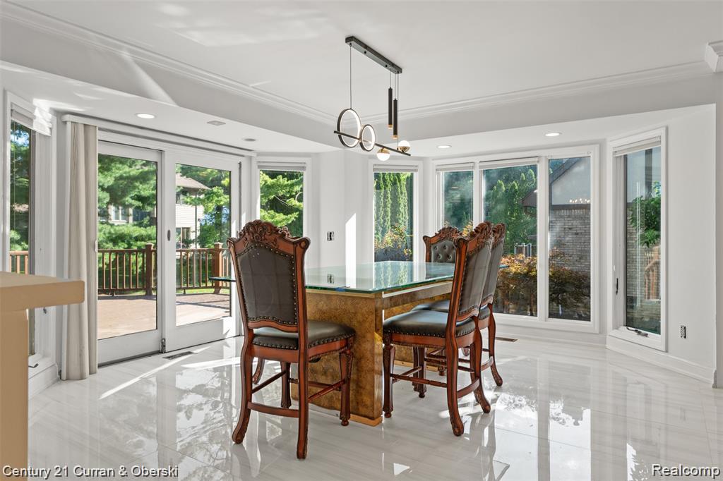 Shelby Charter Township, Michigan, 48317, United States, 4 Bedrooms Bedrooms, ,4 BathroomsBathrooms,Residential,For Sale,2010961