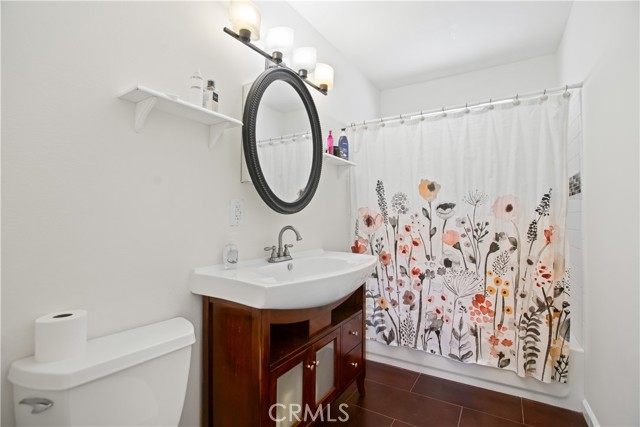 Rialto, California, 92376, United States, 4 Bedrooms Bedrooms, ,2 BathroomsBathrooms,Residential,For Sale,1989917