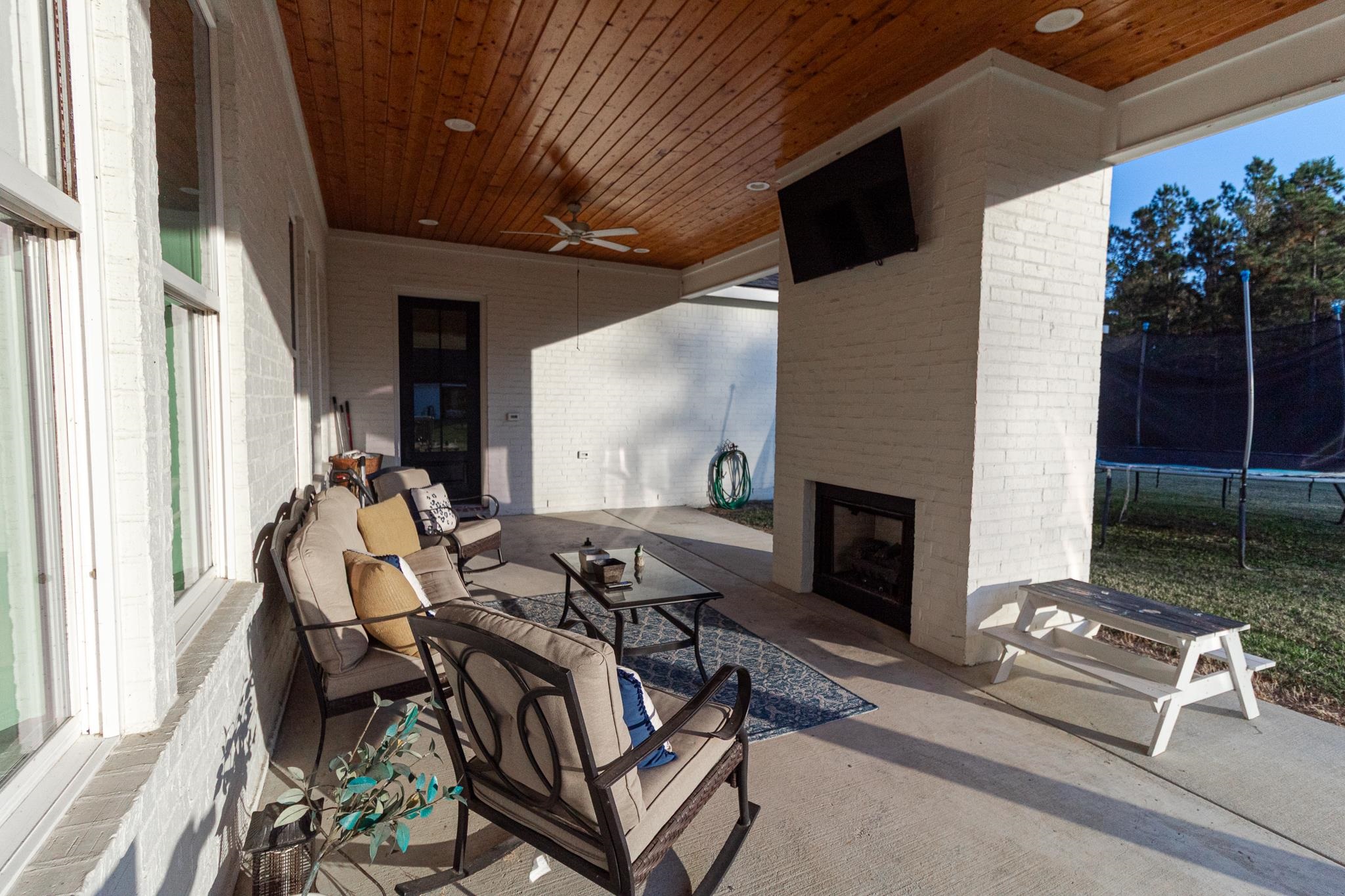 Lake Charles, Louisiana, 70605, United States, 4 Bedrooms Bedrooms, ,3 BathroomsBathrooms,Residential,For Sale,2000075